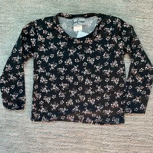 Dori Creations black cropped top with a pink and white flower print, size 4 NWT.